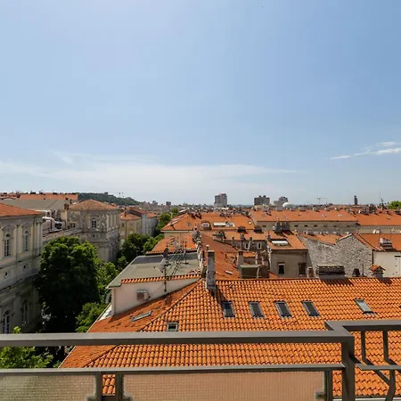 Apartment Sea View Terrace House Triest