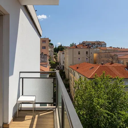 Sea View Terrace House * Triest